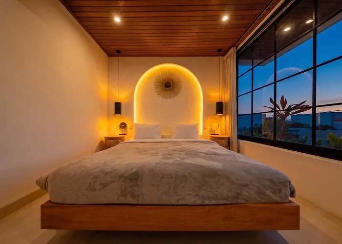 Azura - 4br Sunken Lounge In Pererenan * Canggu (Bali)