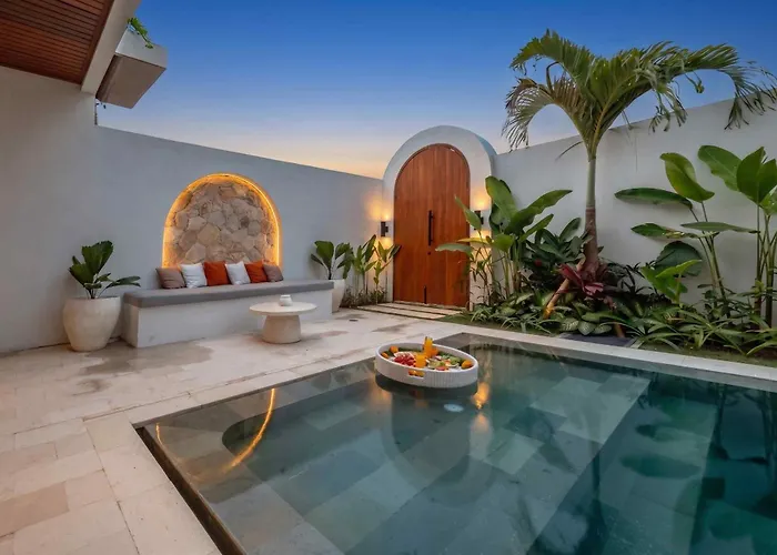 Azura - 4br Sunken Lounge In Pererenan Villa