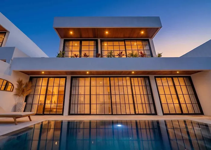 Azura - 4br Sunken Lounge In Pererenan * Canggu (Bali)